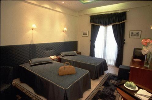 Hotel Diakonia Thessaloniki Zimmer foto